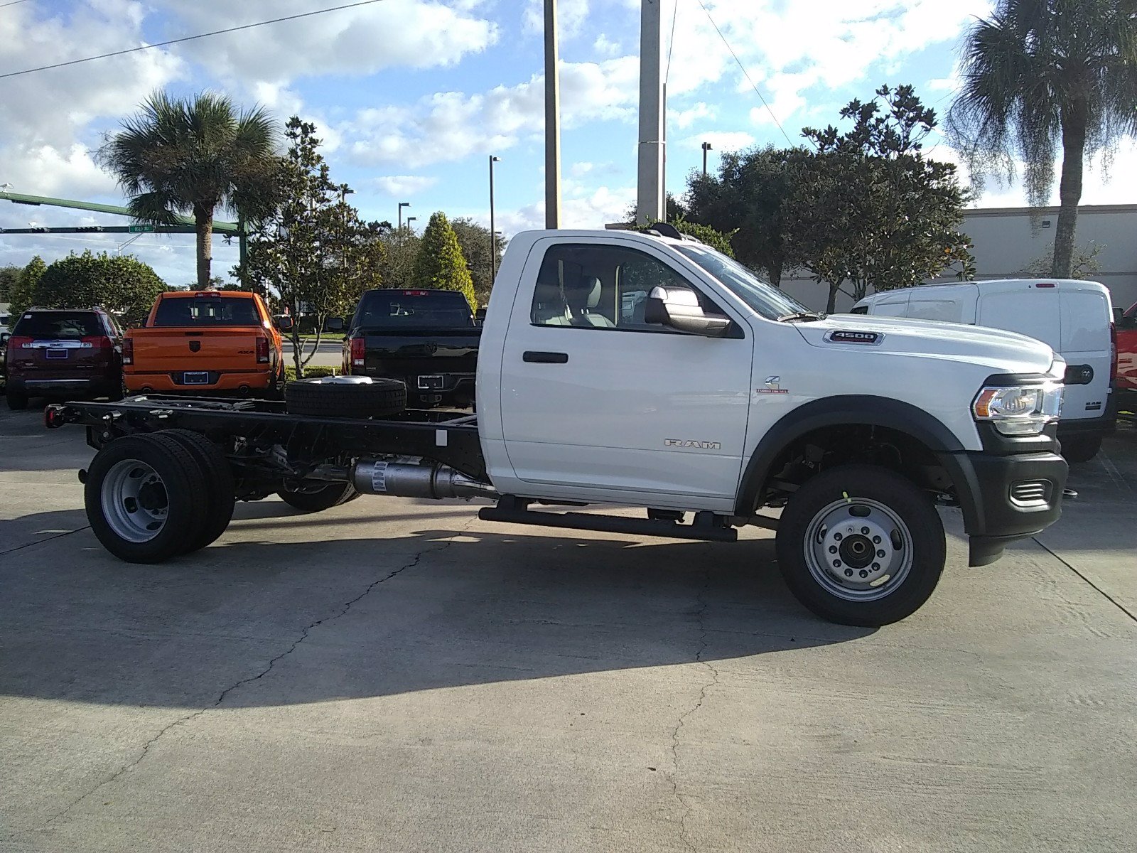 2020 ram 1500 amp steps